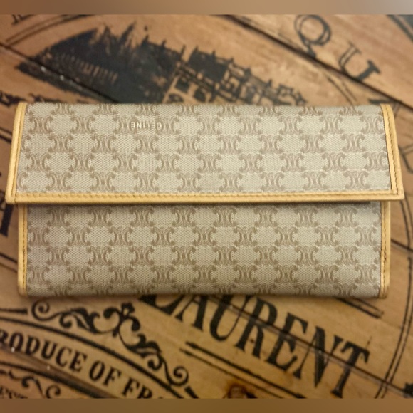 CELINE Macadam Bifold Long Wallet Caramel Brown Vachetta Genuine Leather - Picture 15 of 16